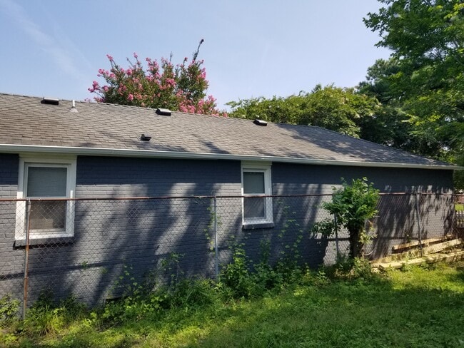 964 Norchester Ave in Norfolk, VA - Building Photo - Building Photo