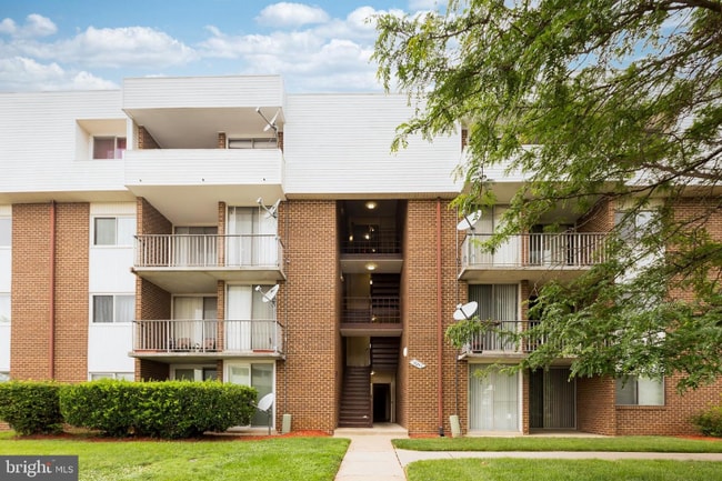 property at 10222 Prince Pl