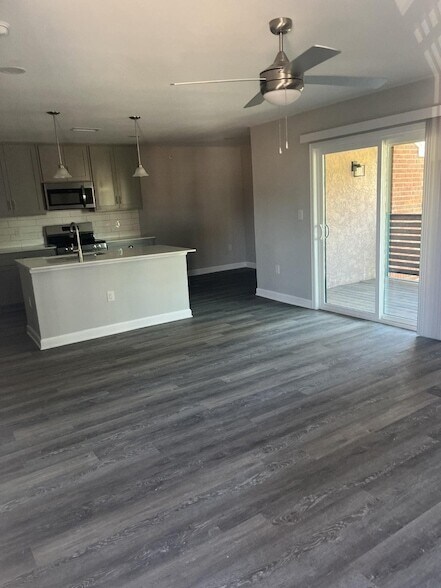 1500 S Jupiter Rd in Allen, TX - Building Photo - Building Photo