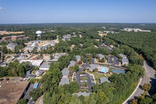 The Point at Beaufont in Richmond, VA - Building Photo