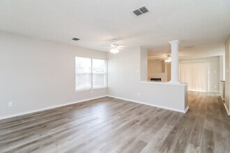 2003 Delaford Dr in Arlington, TX - Building Photo - Building Photo