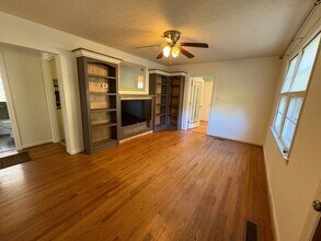 1036 Oakmont Cir in Lynchburg, VA - Building Photo - Building Photo