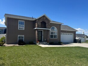 3261 S 1500 W in Nibley, UT - Building Photo - Building Photo