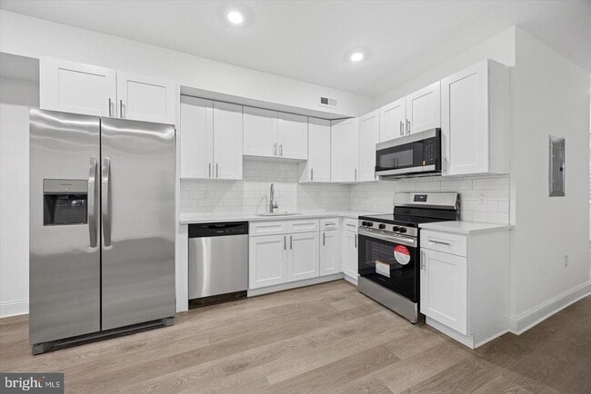 property at 838 S 51st St