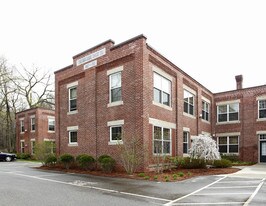Chase Mill Bldg in Derry, NH - Building Photo