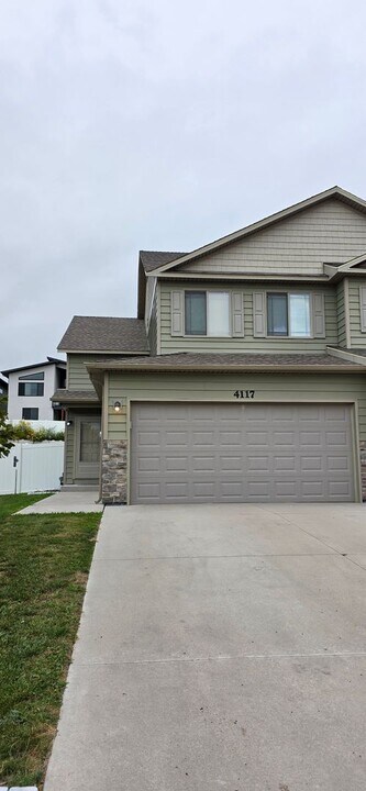 4117 Gunsmoke Rd in Cheyenne, WY - Building Photo