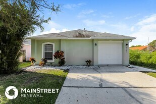 8757 Claiborne Ct in Orlando, FL - Building Photo