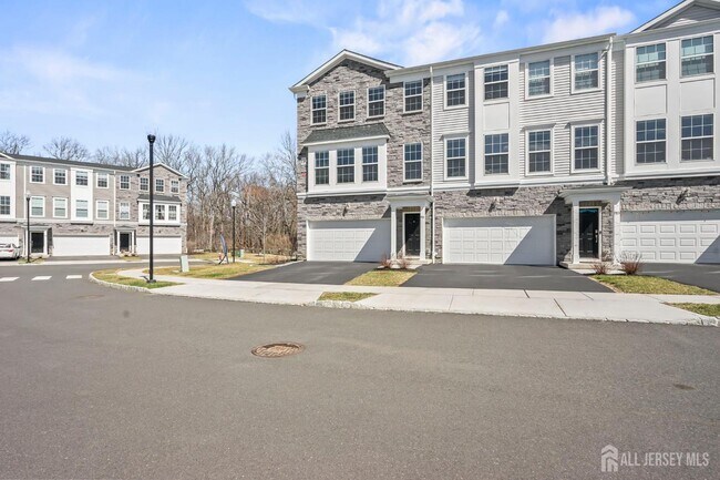 1901 Swales Ct in Monroe Township, NJ - Building Photo - Building Photo