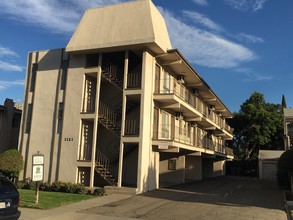 1121 E Palmer Ave in Glendale, CA - Building Photo - Building Photo