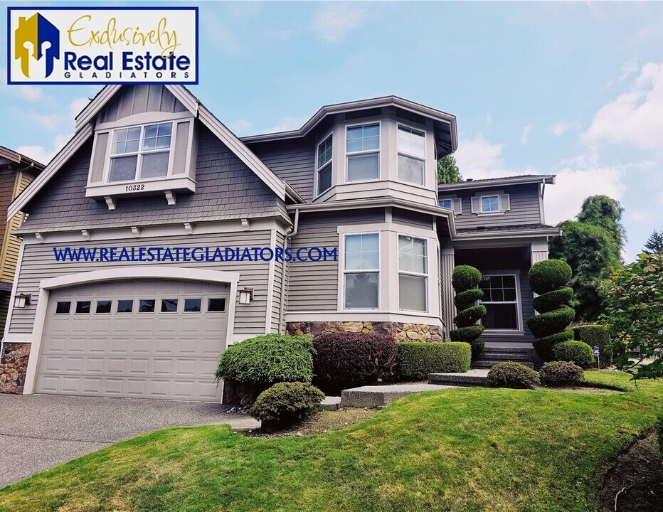 10322 NE 194th St in Bothell, WA - Building Photo