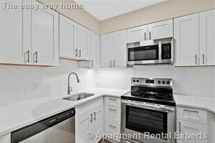 632 Massachusetts Ave in Cambridge, MA - Building Photo