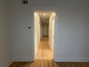 3414 W Schubert Ave, Unit 2nd Floor in Chicago, IL - Building Photo - Building Photo