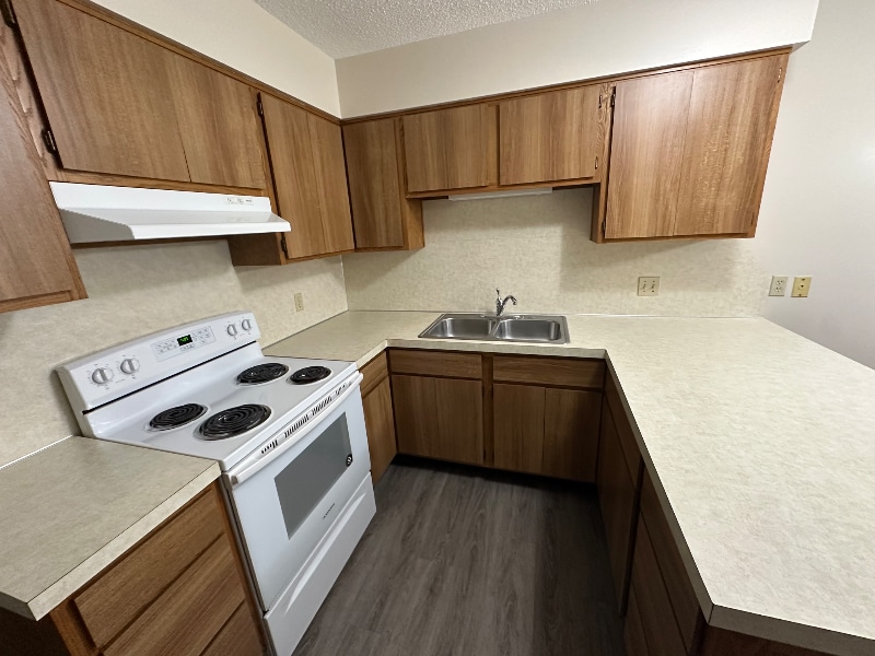 634 Cumberland Dr in Celina, OH - Building Photo