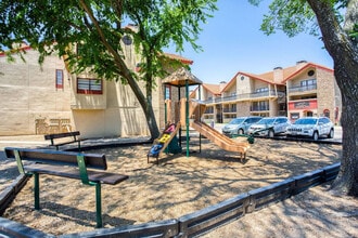 Santa Fe Apartments in Dallas, TX - Building Photo - Building Photo