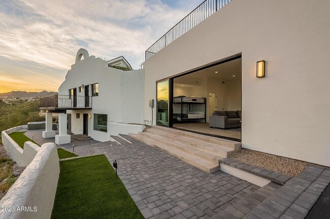 property at 15505 Sycamore Dr