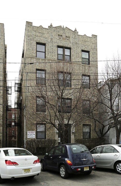 7 Laidlaw Ave in Jersey City, NJ - Foto de edificio