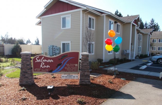 Salmon Run Apartments in Yelm, WA - Building Photo