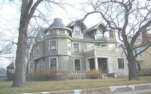 523 Portland Ave in St. Paul, MN - Building Photo - Building Photo