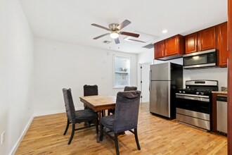 1831 St Ann St., Unit B in New Orleans, LA - Building Photo - Building Photo