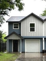 722 W Walker St in Denison, TX - Building Photo