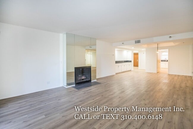 410 S Barrington Ave in Los Angeles, CA - Building Photo - Building Photo