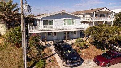 5455 Pelican Way in St. Augustine, FL - Building Photo - Building Photo