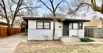 4103 17th St in Lubbock, TX - Building Photo