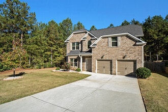 3810 Brookhollow Dr in Douglasville, GA - Building Photo - Building Photo