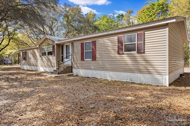 4205 Elvis Presley Dr in Milton, FL - Building Photo - Building Photo