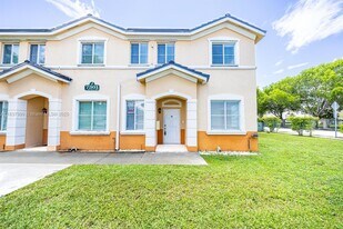 7301 NW 174th Terrace in Hialeah, FL - Building Photo