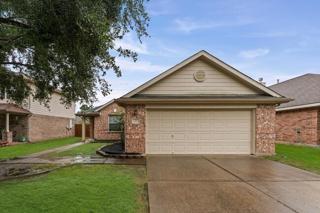 property at 11919 Piney Bend Dr