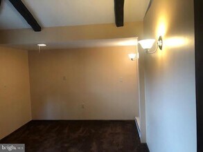5815 Linglestown Rd in Harrisburg, PA - Building Photo - Building Photo