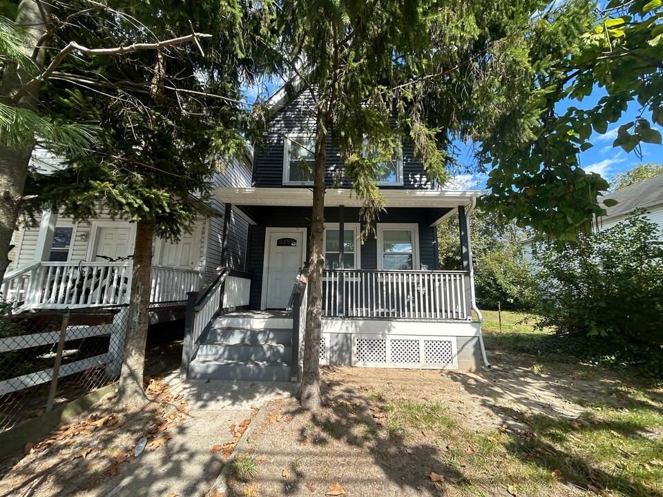 1123 Summerfield Ave in Asbury Park, NJ - Building Photo