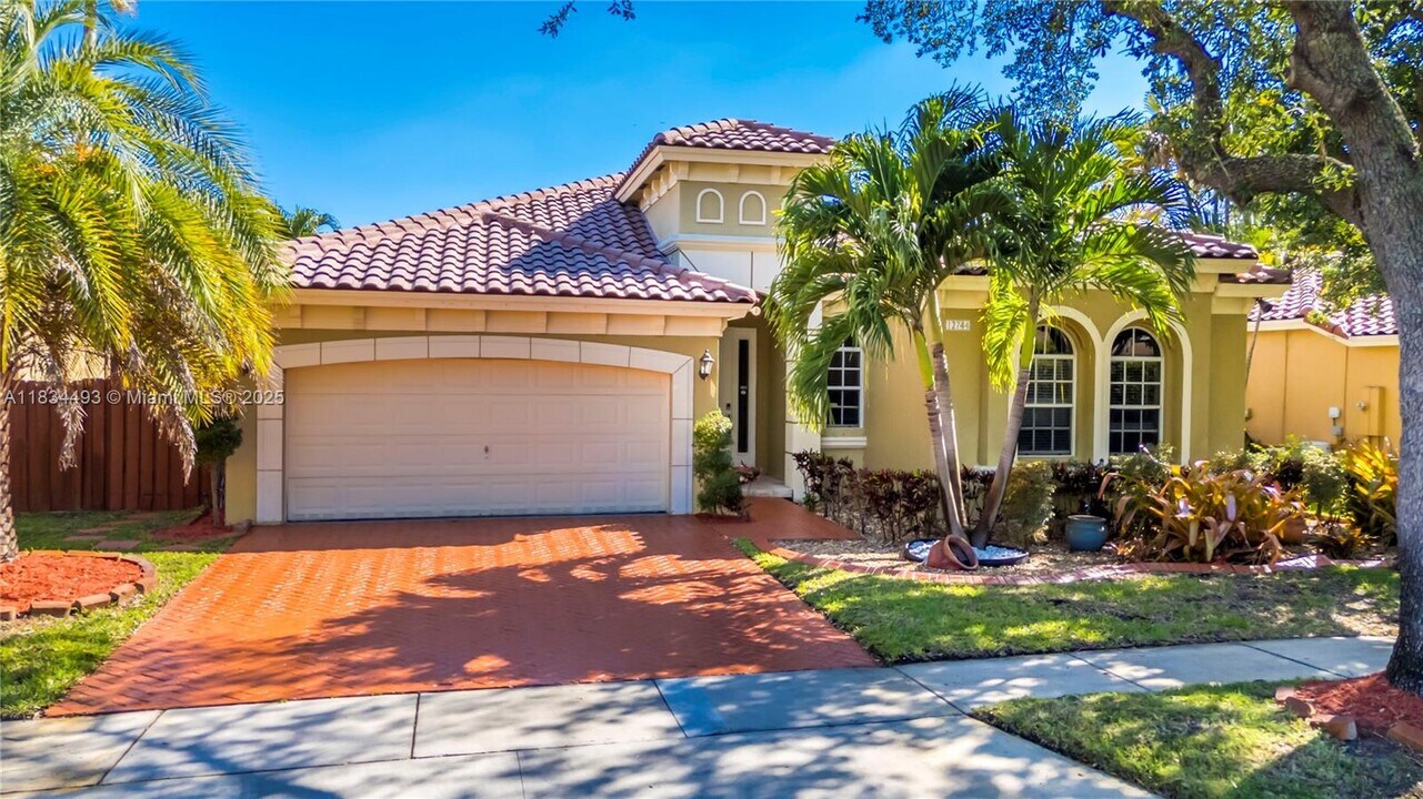 12744 SW 51st Ct in Miramar, FL - Building Photo
