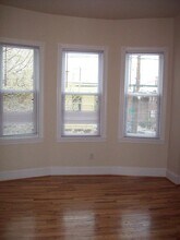 732 Tasker St in Philadelphia, PA - Building Photo - Building Photo