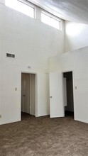 11205 Shannon Hills Dr in Houston, TX - Building Photo - Building Photo