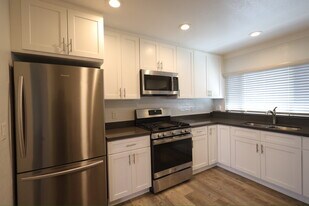 1824 62nd St, Unit B in Berkeley, CA - Building Photo