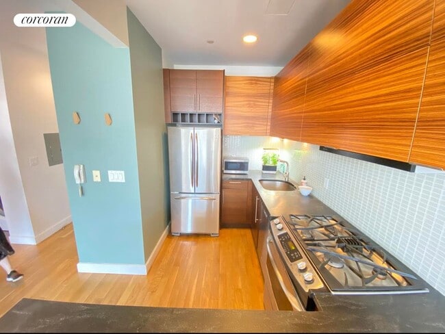 11-24-24 31st Ave in Queens, NY - Building Photo - Building Photo