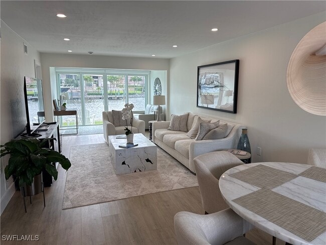 property at 1550 Gulf Shore Blvd N