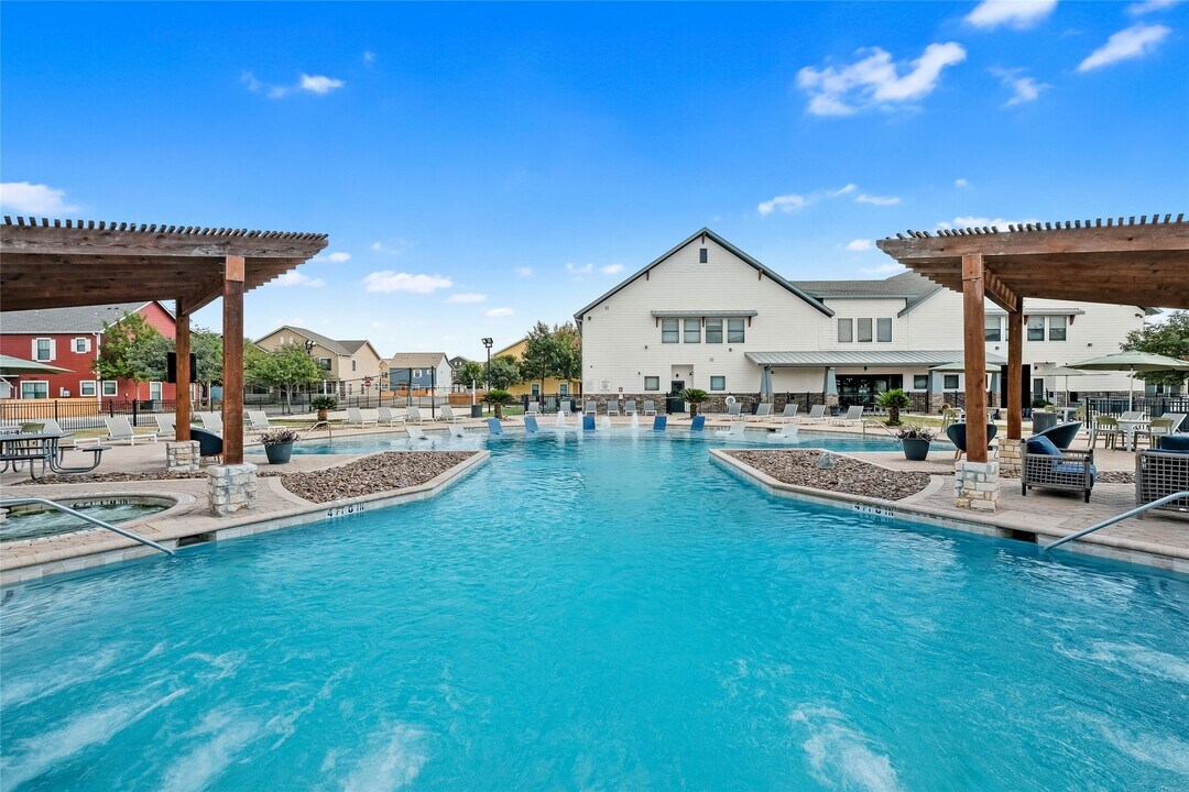 12923 Berthoud Ln in San Antonio, TX - Building Photo