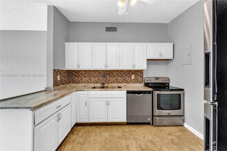 4220 SW 36th St in West Park, FL - Building Photo - Building Photo