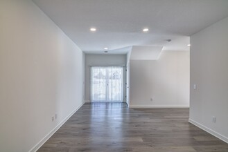 2550 Dawes Place in River Falls, WI - Building Photo - Building Photo