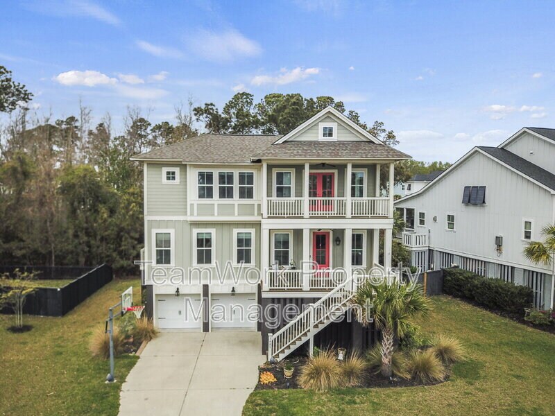 1485 Menhaden Ln in Mount Pleasant, SC - Building Photo