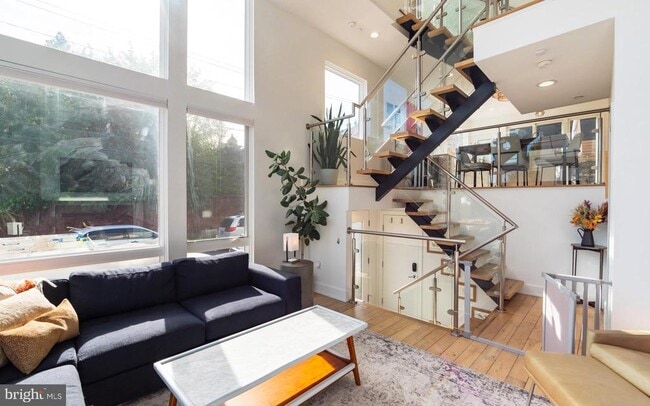 property at 1500 N Hancock St