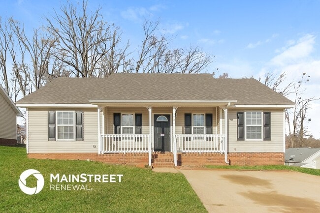 1731 Hudson Graham Ln in Charlotte, NC - Building Photo - Building Photo