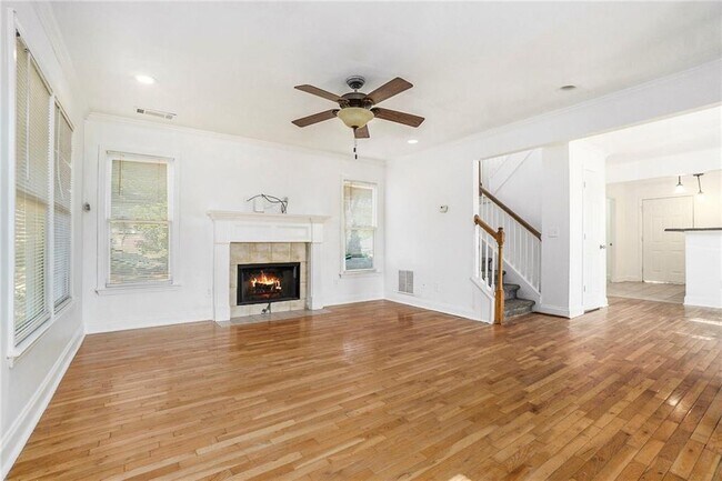 719 Magnolia St NW in Atlanta, GA - Building Photo - Building Photo