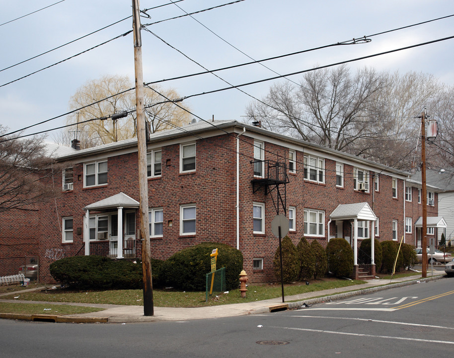 142 Mill St in Belleville, NJ - Building Photo