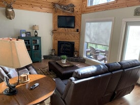 260 Chinkapin Dr S in Pangburn, AR - Building Photo