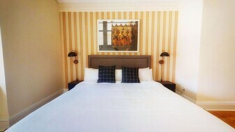 656 Washington St, Unit 323A in Boston, MA - Building Photo