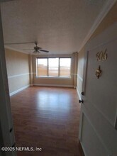 311 E Ashley St, Unit 506 in Jacksonville, FL - Building Photo - Building Photo